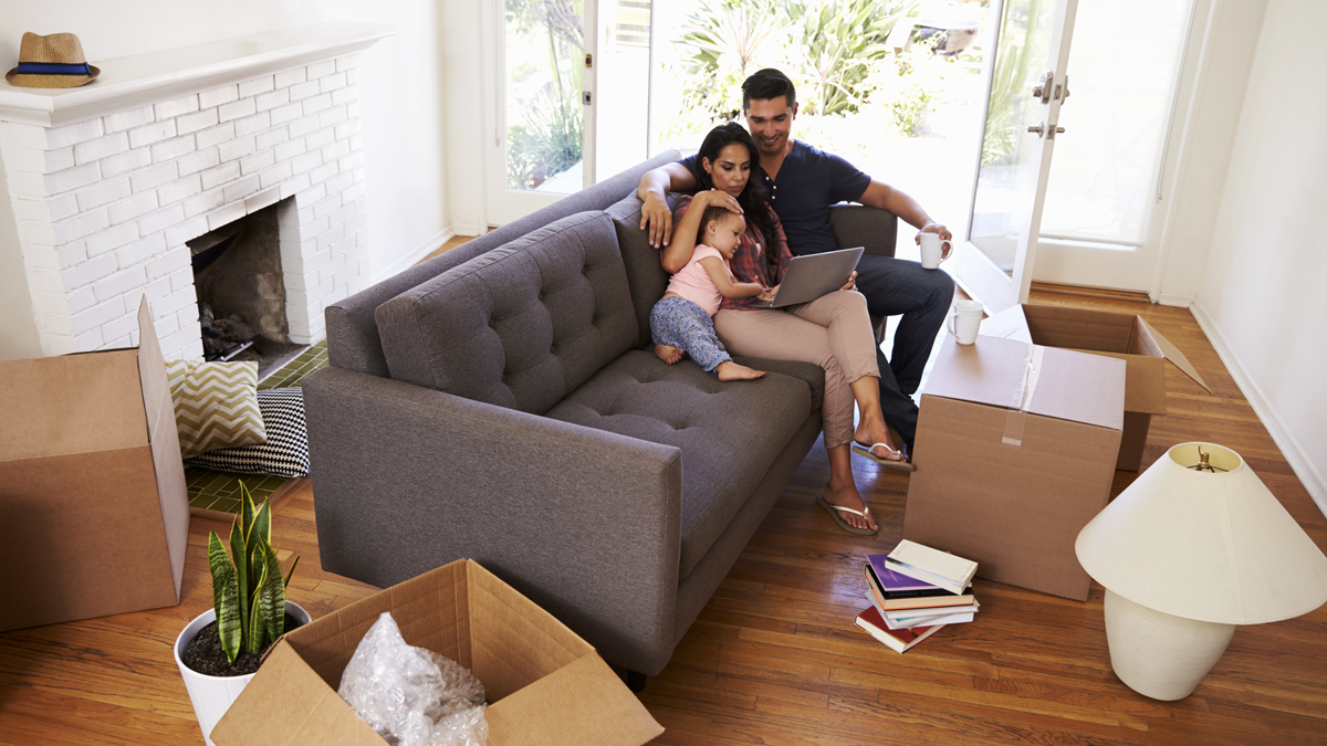 What moving expenses are taxdeductible in the tax year 2020? Moveprice
